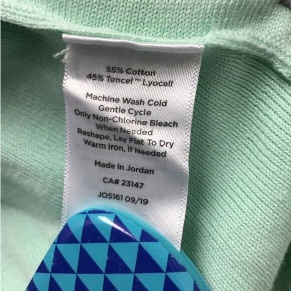 Talbots Women’s Long Sleeve Round Neck Button Down Sides Knit Top, Size XS - Picture 7 of 7